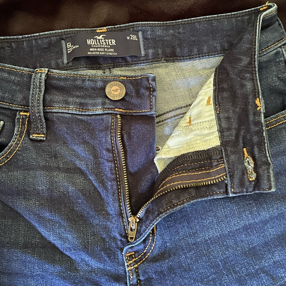 Hollister Women Dark Blue Relaxed Jeans